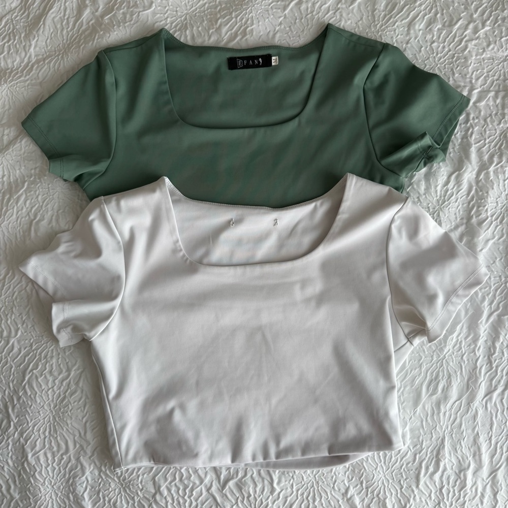 Women’s Square Neck Crop Top - Green & White size M